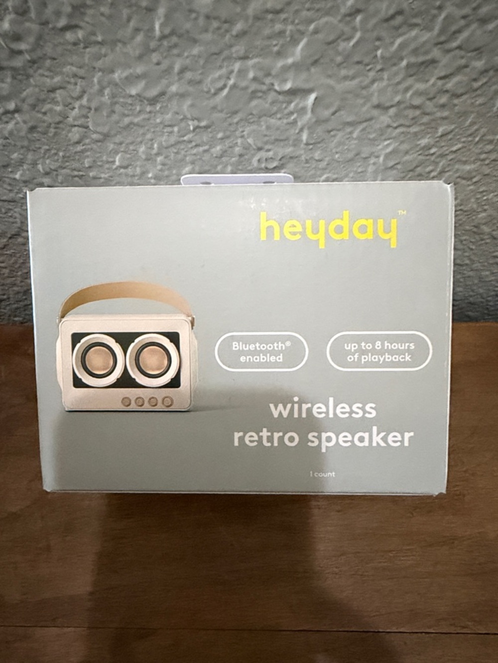 heyday Retro Wireless Speaker — Tan with Gold Handle. NEW